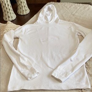 Athleta lightweight hoodie Size Large